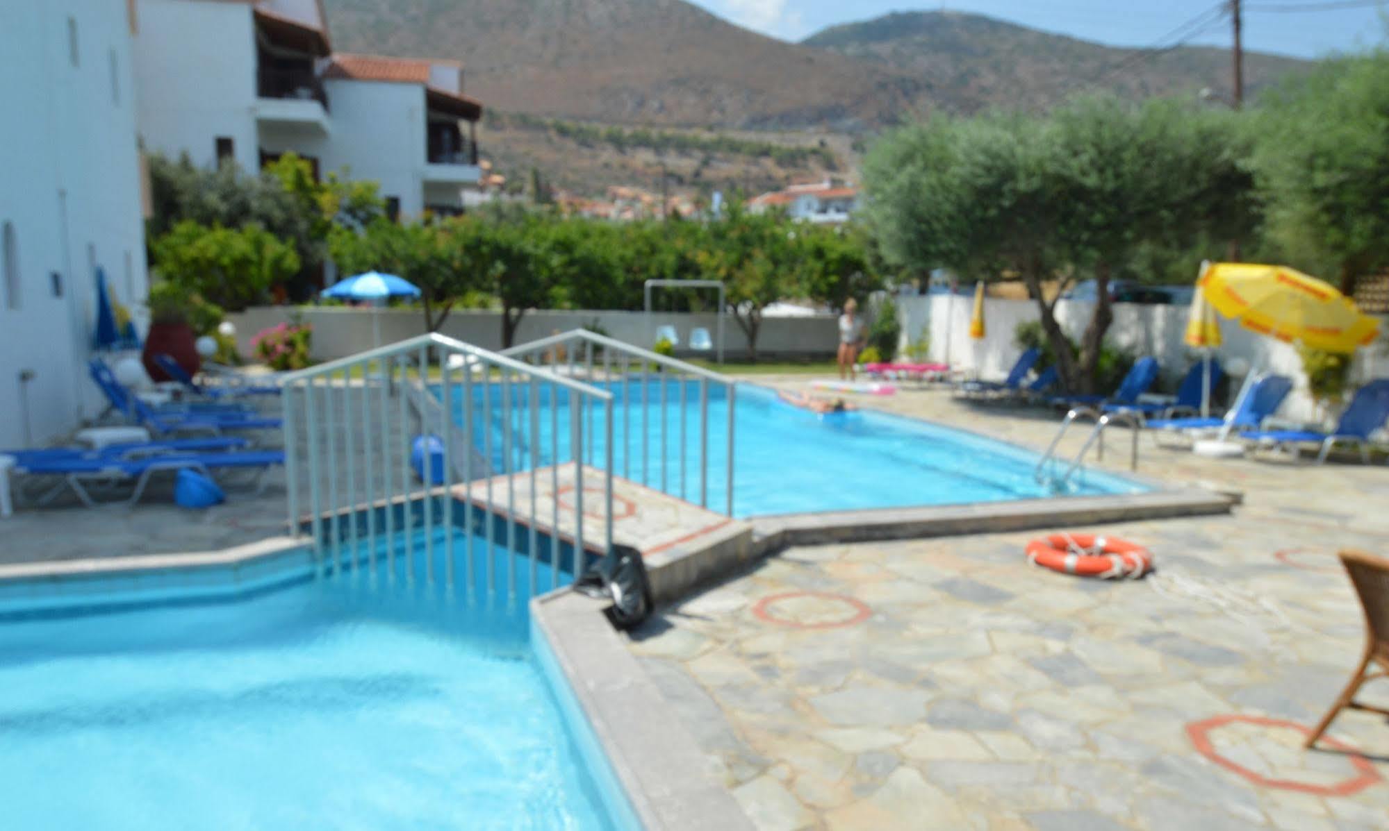 Krits Hotel Hersonissos  Exterior foto